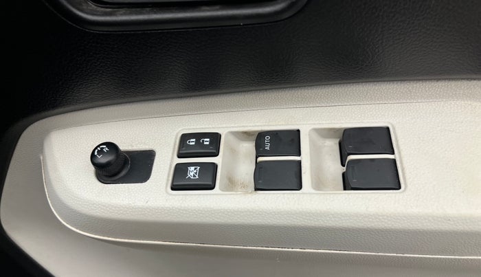 2022 Maruti IGNIS DELTA 1.2, Petrol, Manual, 57,399 km, Driver Side Door Panels Control