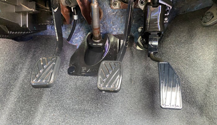 2020 Maruti IGNIS ZETA 1.2, Petrol, Manual, 46,503 km, Pedals