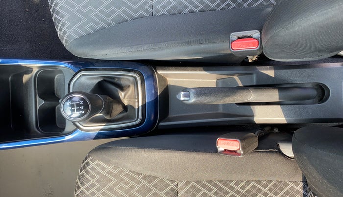 2020 Maruti IGNIS ZETA 1.2, Petrol, Manual, 46,503 km, Gear Lever
