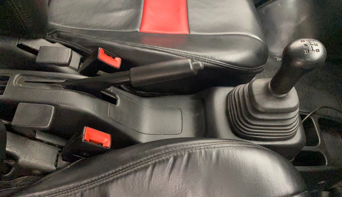 2019 Maruti Eeco 5 STR WITH A/C+HTR, Petrol, Manual, 31,578 km, Gear Lever