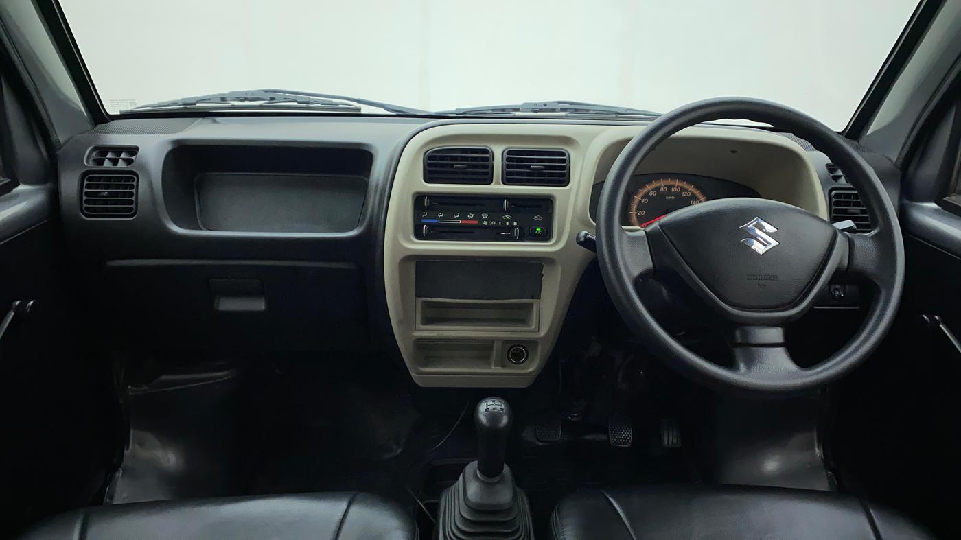 2019 Maruti Eeco 5 STR WITH A/C+HTR, Petrol, Manual, 31,578 km, Dashboard