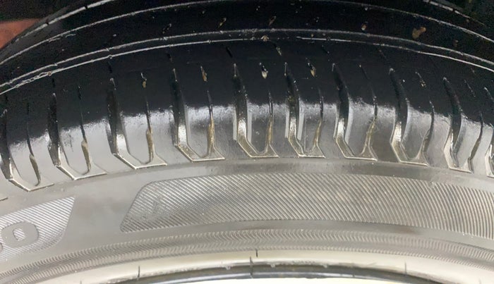 2020 Maruti Swift VXI, Petrol, Manual, 31,699 km, Left Rear Tyre Tread