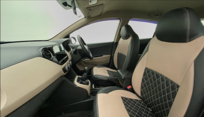 2017 Hyundai Grand i10 MAGNA 1.2 KAPPA VTVT, CNG, Manual, 42,006 km, Right Side Front Door Cabin