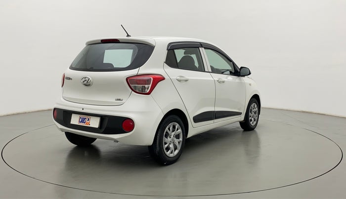2017 Hyundai Grand i10 MAGNA 1.2 KAPPA VTVT, CNG, Manual, 42,006 km, Right Back Diagonal