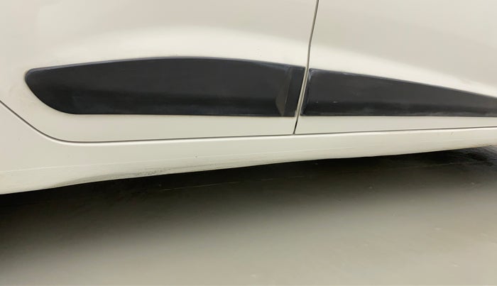 2017 Hyundai Grand i10 MAGNA 1.2 KAPPA VTVT, CNG, Manual, 42,006 km, Right running board - Slightly dented