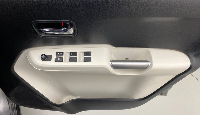 2020 Maruti IGNIS DELTA 1.2 K12, Petrol, Manual, 27,804 km, Driver Side Door Panels Control