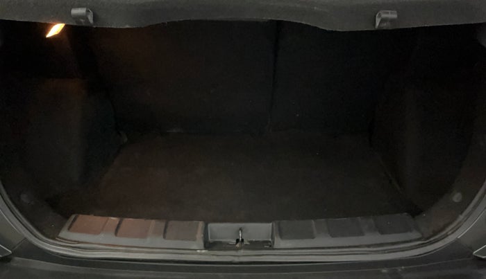 2021 Tata NEXON XZ PLUS PETROL SUNROOF, Petrol, Manual, 66,842 km, Boot Inside