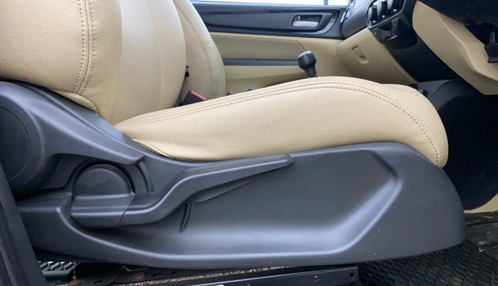 2019 Honda Amaze 1.2L I-VTEC S, Petrol, Manual, 39,363 km, Driver Side Adjustment Panel