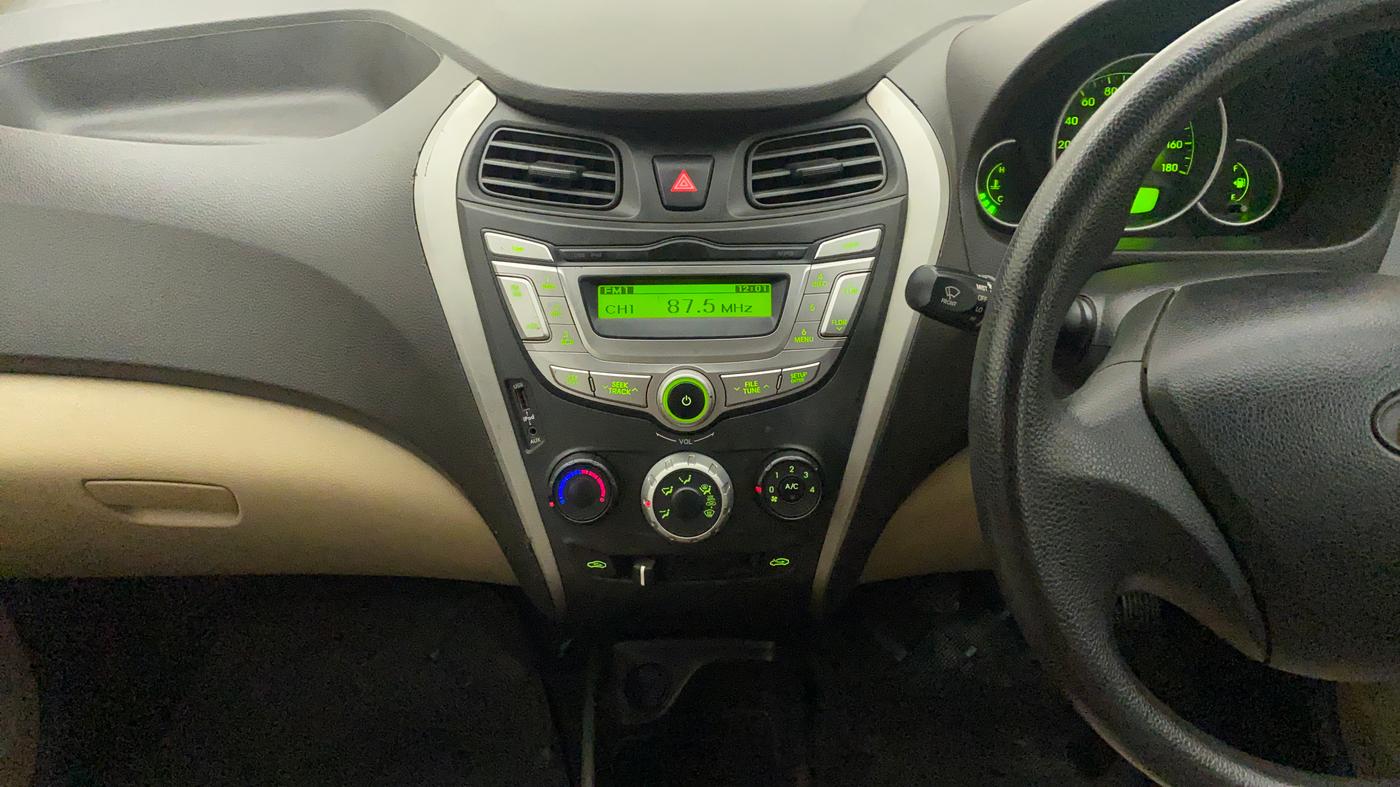 2013 Hyundai Eon MAGNA +, Petrol, Manual, 22,865 km, Air Conditioner