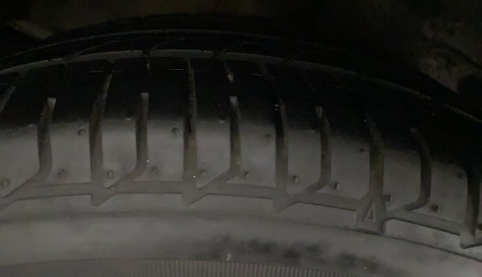 2017 Honda City 1.5L I-VTEC ZX CVT, CNG, Automatic, 61,053 km, Right Rear Tyre Tread