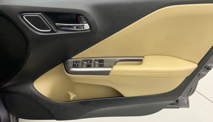 2017 Honda City 1.5L I-VTEC ZX CVT, CNG, Automatic, 61,053 km, Driver Side Door Panels Control