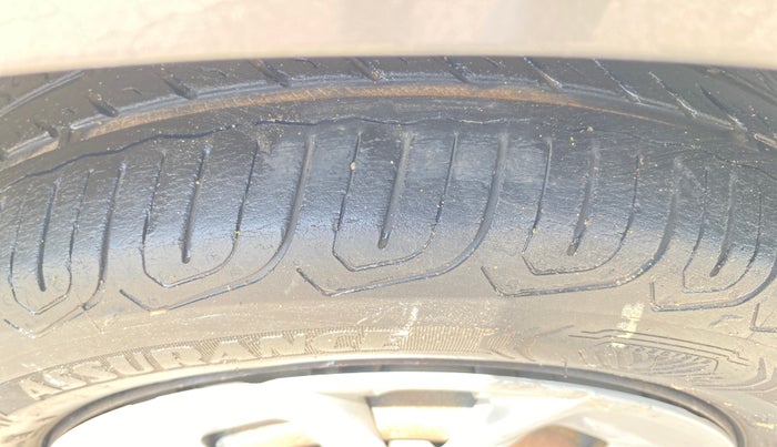 2017 Maruti IGNIS DELTA 1.2, Petrol, Manual, 63,862 km, Left Rear Tyre Tread