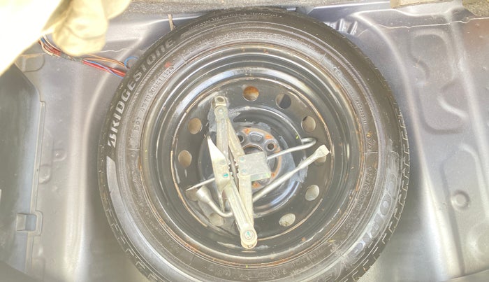 2017 Maruti IGNIS DELTA 1.2, Petrol, Manual, 63,862 km, Spare Tyre