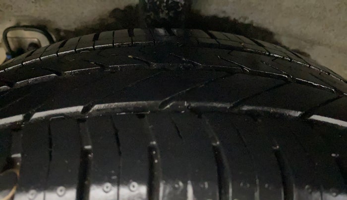 2014 Hyundai Xcent BASE 1.2, Petrol, Manual, 64,171 km, Right Rear Tyre Tread