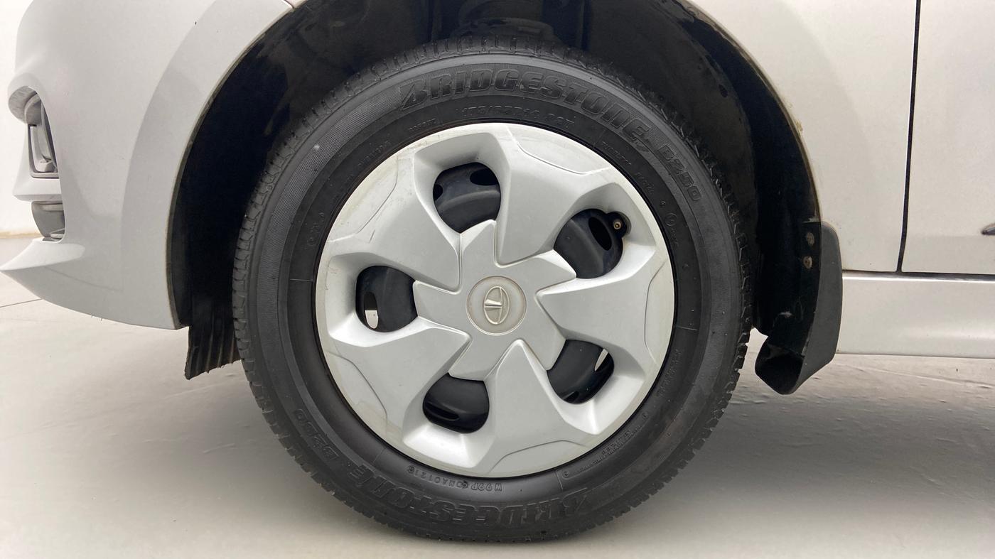 2021 Tata Tiago XT PETROL, Petrol, Manual, 14,765 km, Left Front Wheel