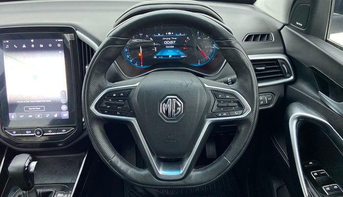 2021 MG HECTOR SHARP 1.5 PETROL CVT, Petrol, Automatic, 7,887 km, Steering Wheel Close Up