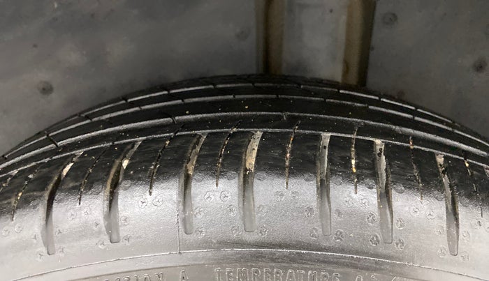 2021 MG HECTOR SHARP 1.5 PETROL CVT, Petrol, Automatic, 7,887 km, Left Rear Tyre Tread
