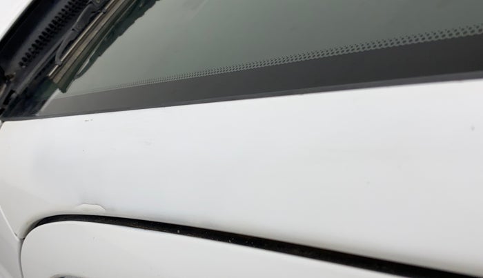 2010 Hyundai i20 MAGNA (O) 1.2, Petrol, Manual, 63,053 km, Left A pillar - Paint is slightly faded