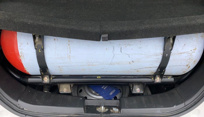 2014 Maruti Wagon R 1.0 LXI CNG, CNG, Manual, 1,11,079 km, Boot Inside