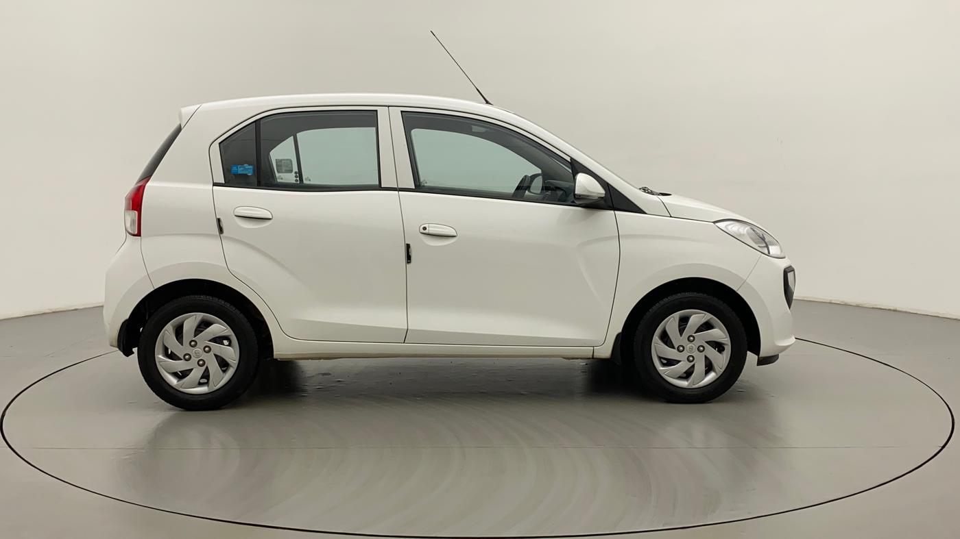 2022 Hyundai NEW SANTRO SPORTZ MT, Petrol, Manual, 11,884 km, Right Side View