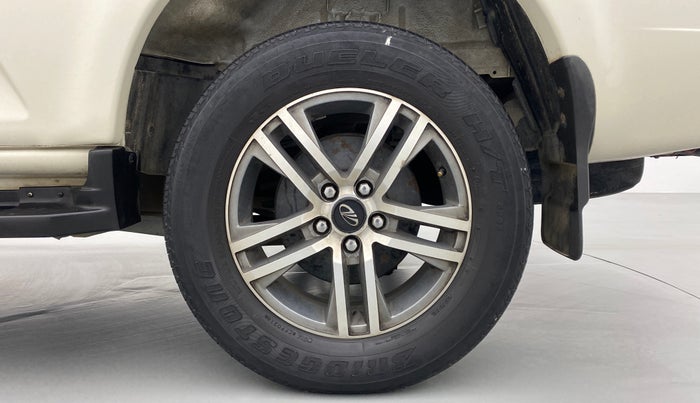 2016 Mahindra Scorpio S6 PLUS, Diesel, Manual, 66,504 km, Left Rear Wheel