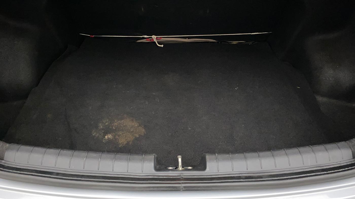 2019 Hyundai Xcent SX 1.2, Petrol, Manual, 26,842 km, Boot Inside