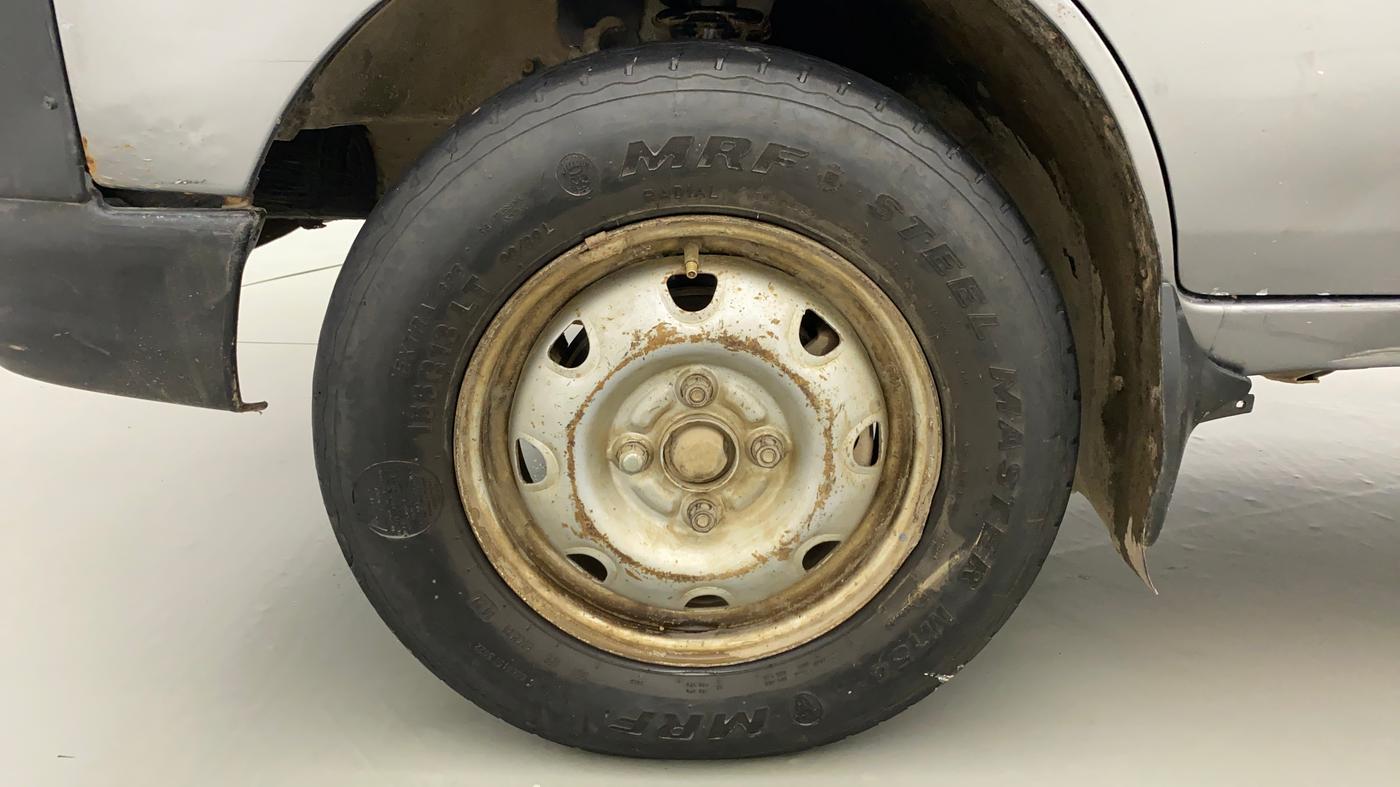 2019 Maruti Eeco 5 STR WITH A/C+HTR CNG, CNG, Manual, 55,293 km, Left Front Wheel
