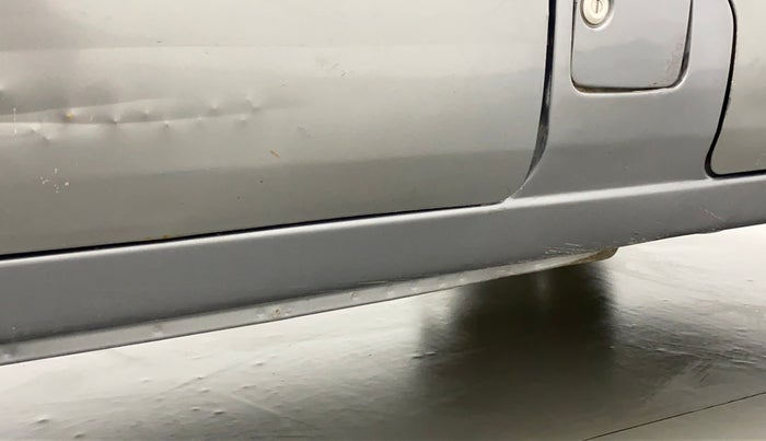 2019 Maruti Eeco 5 STR WITH A/C+HTR CNG, CNG, Manual, 55,293 km, Right running board - Slightly dented