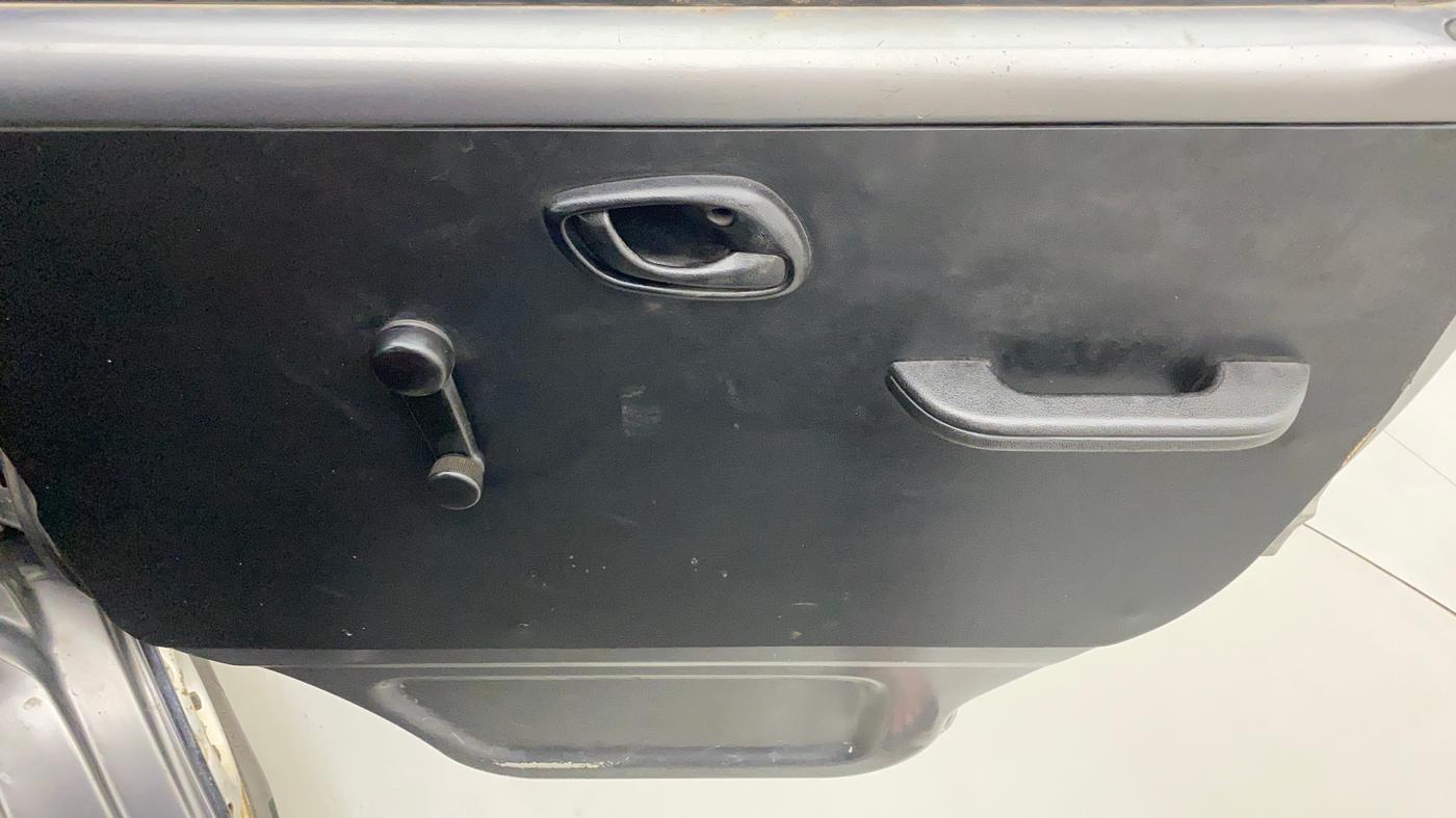 2019 Maruti Eeco 5 STR WITH A/C+HTR CNG, CNG, Manual, 55,293 km, Driver Side Door Panels Control