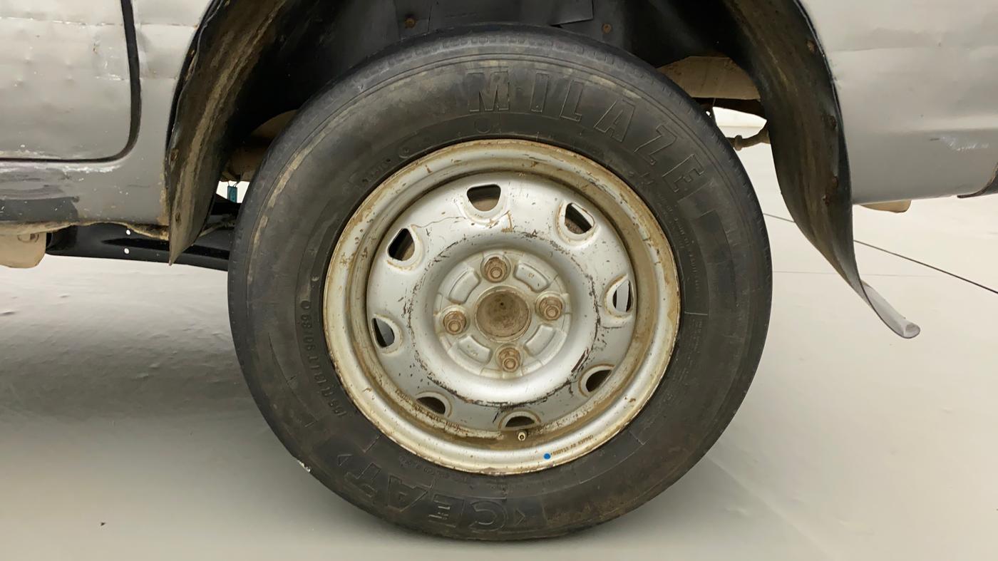 2019 Maruti Eeco 5 STR WITH A/C+HTR CNG, CNG, Manual, 55,293 km, Left Rear Wheel