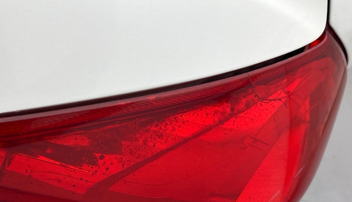 2016 Maruti Swift Dzire ZXI, Petrol, Manual, 69,802 km, Left tail light - Minor damage