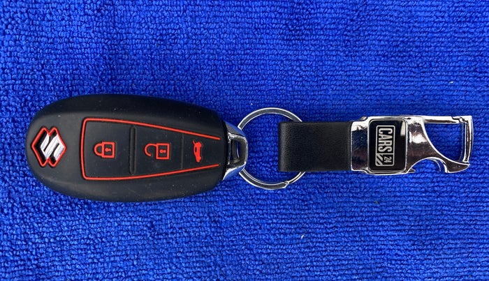 2016 Maruti Swift Dzire ZXI, Petrol, Manual, 69,802 km, Key Close Up