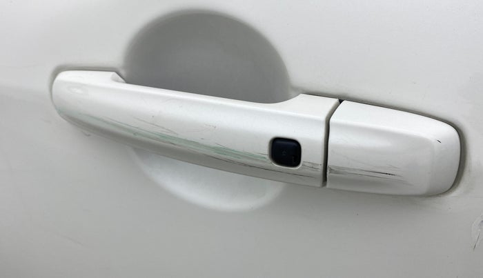 2016 Maruti Swift Dzire ZXI, Petrol, Manual, 69,802 km, Lock system - Keyless sensor not working