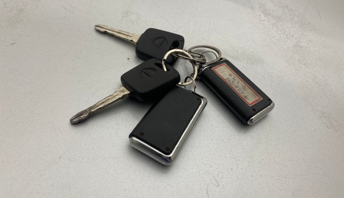 2022 Nissan MAGNITE XE, Petrol, Manual, 24,110 km, Key Close Up