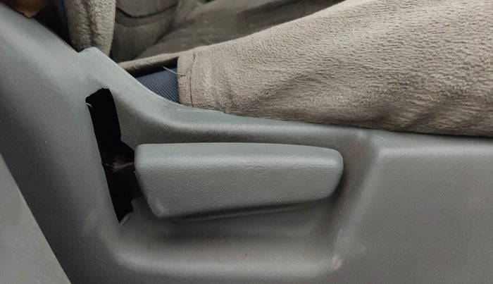 2013 Maruti Alto K10 VXI, Petrol, Manual, 63,725 km, Driver Side Adjustment Panel