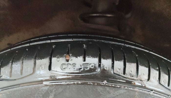 2013 Maruti Alto K10 VXI, Petrol, Manual, 63,725 km, Left Front Tyre Tread