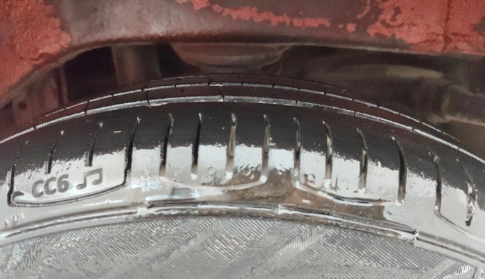 2013 Maruti Alto K10 VXI, Petrol, Manual, 63,725 km, Left Rear Tyre Tread