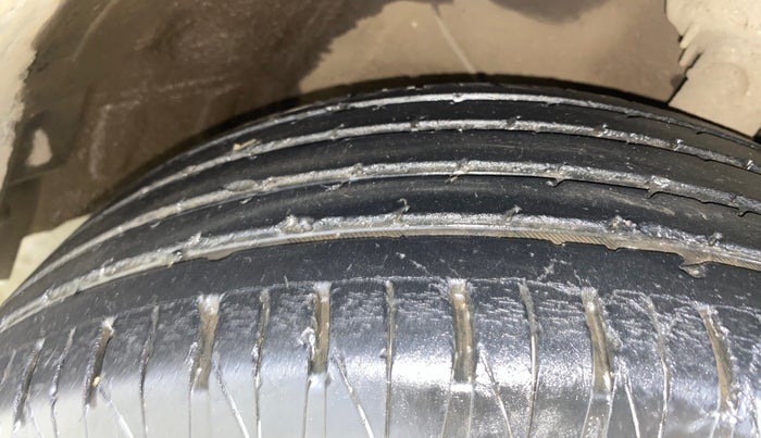 2020 KIA SONET GTX PLUS 1.0 DCT, Petrol, Automatic, 38,471 km, Right Front Tyre Tread