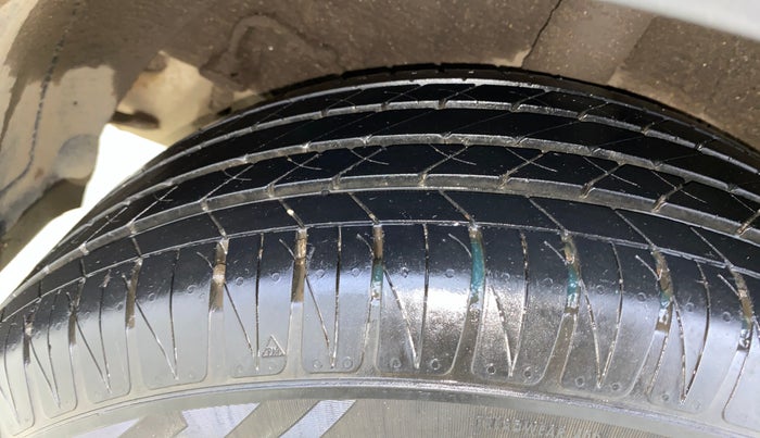 2020 KIA SONET GTX PLUS 1.0 DCT, Petrol, Automatic, 38,471 km, Right Rear Tyre Tread