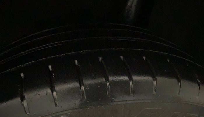 2019 Maruti Baleno ZETA PETROL 1.2, Petrol, Manual, 26,596 km, Left Rear Tyre Tread