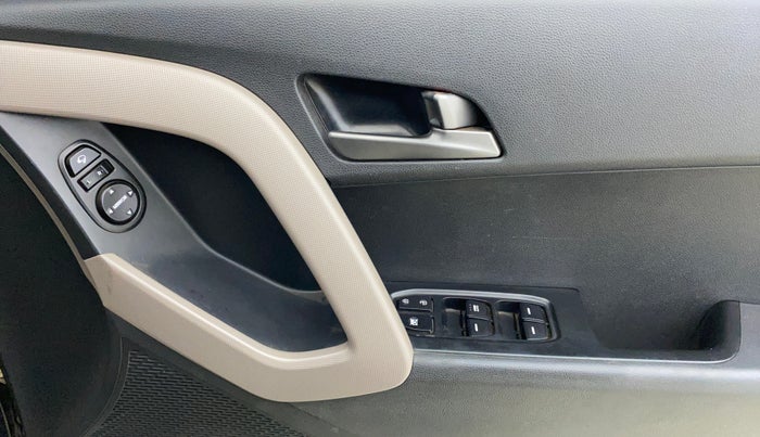 2018 Hyundai Creta SX PLUS AT 1.6 PETROL, Petrol, Automatic, 1,09,060 km, Driver Side Door Panels Control