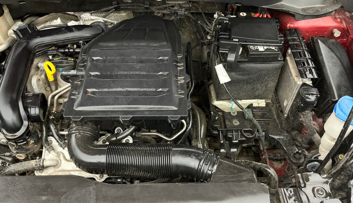 2024 Volkswagen TAIGUN COMFORTLINE 1.0 TSI MT, Petrol, Manual, 15,899 km, Engine View - Left