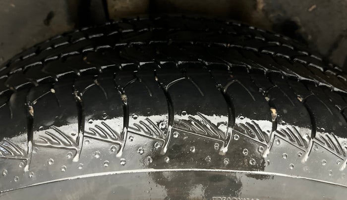 2024 Volkswagen TAIGUN COMFORTLINE 1.0 TSI MT, Petrol, Manual, 15,899 km, Right Rear Tyre Tread