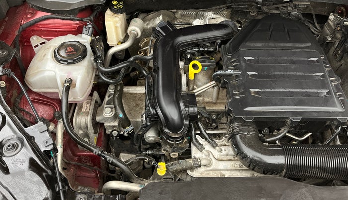 2024 Volkswagen TAIGUN COMFORTLINE 1.0 TSI MT, Petrol, Manual, 15,899 km, Engine View - Right