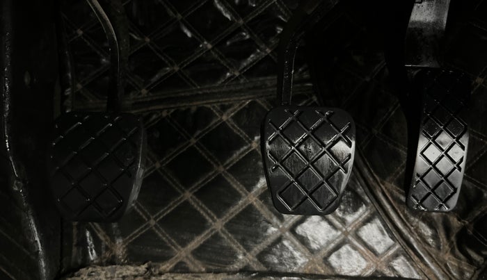 2024 Volkswagen TAIGUN COMFORTLINE 1.0 TSI MT, Petrol, Manual, 15,899 km, Pedals