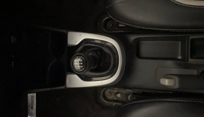 2018 Honda WR-V 1.2L I-VTEC VX MT, Petrol, Manual, 65,967 km, Gear Lever