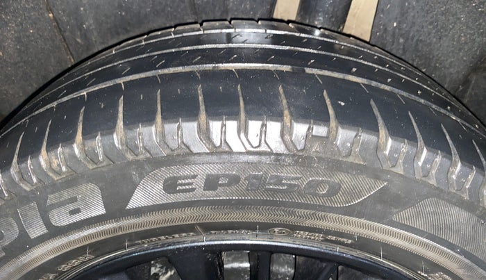 2019 Maruti XL6 ZETA MT, Petrol, Manual, 23,853 km, Left Rear Tyre Tread