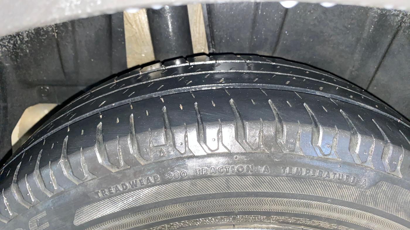 2019 Maruti XL6 ZETA MT, Petrol, Manual, 23,853 km, Right Rear Tyre Tread