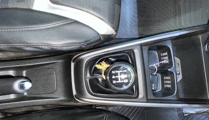 2019 Maruti XL6 ZETA MT, Petrol, Manual, 23,853 km, Gear Lever