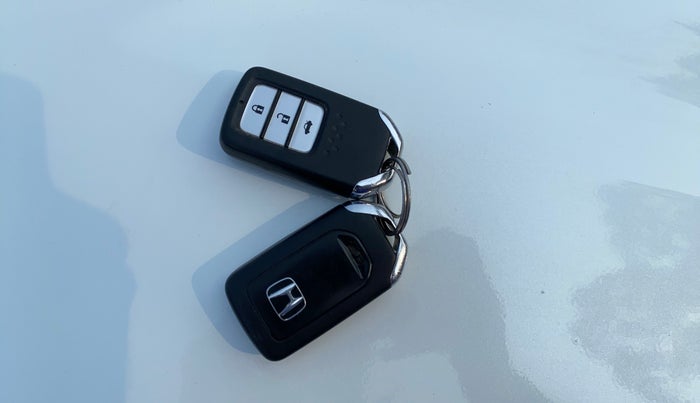 2015 Honda City 1.5L I-VTEC VX CVT, Petrol, Automatic, 74,220 km, Key Close Up